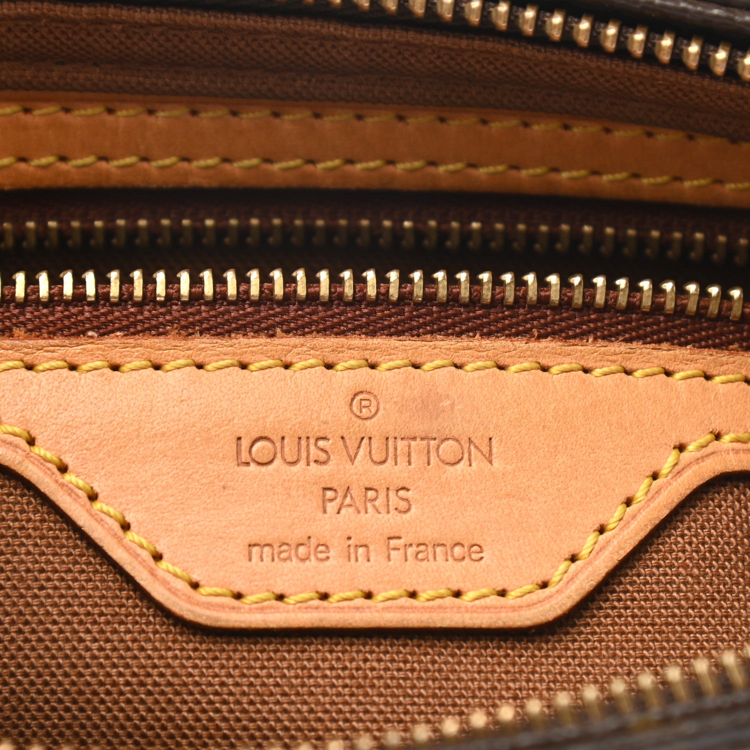 Louis Vuitton Monogram Trotteur 6 of 12