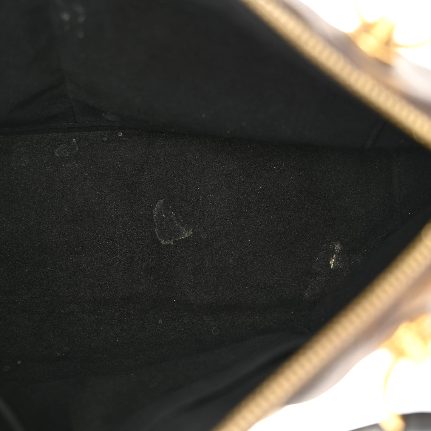 Monogram V Tote MM Khaki Cream