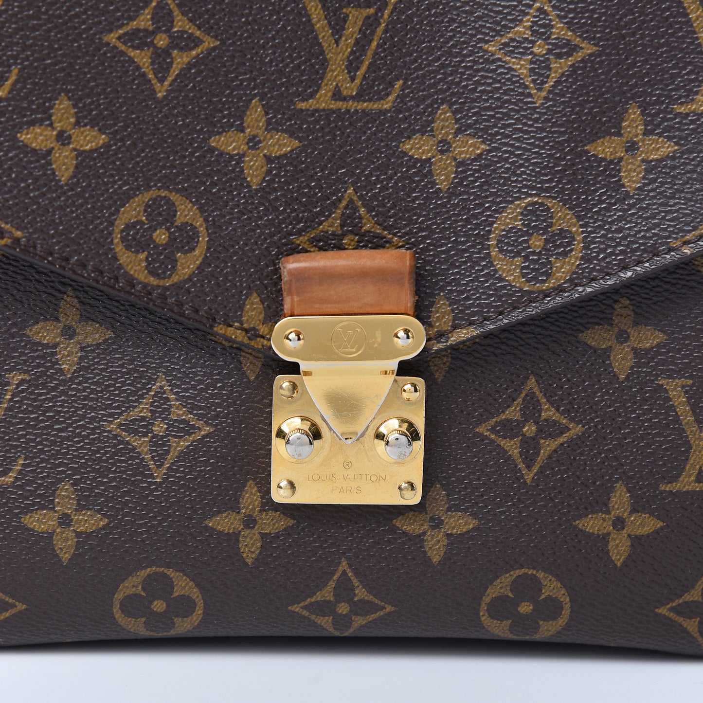 Monogram Pochette Metis