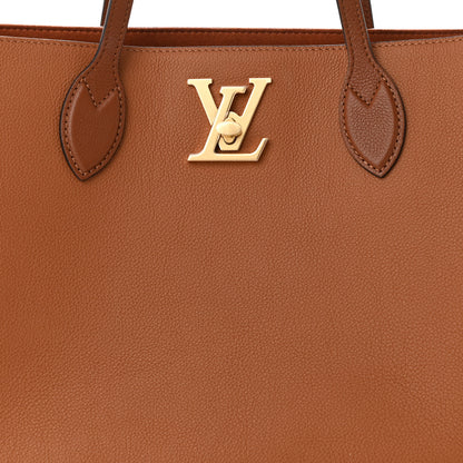 Louis Vuitton Grained Calfskin Lockme Shopper Chataigne 7 of 9