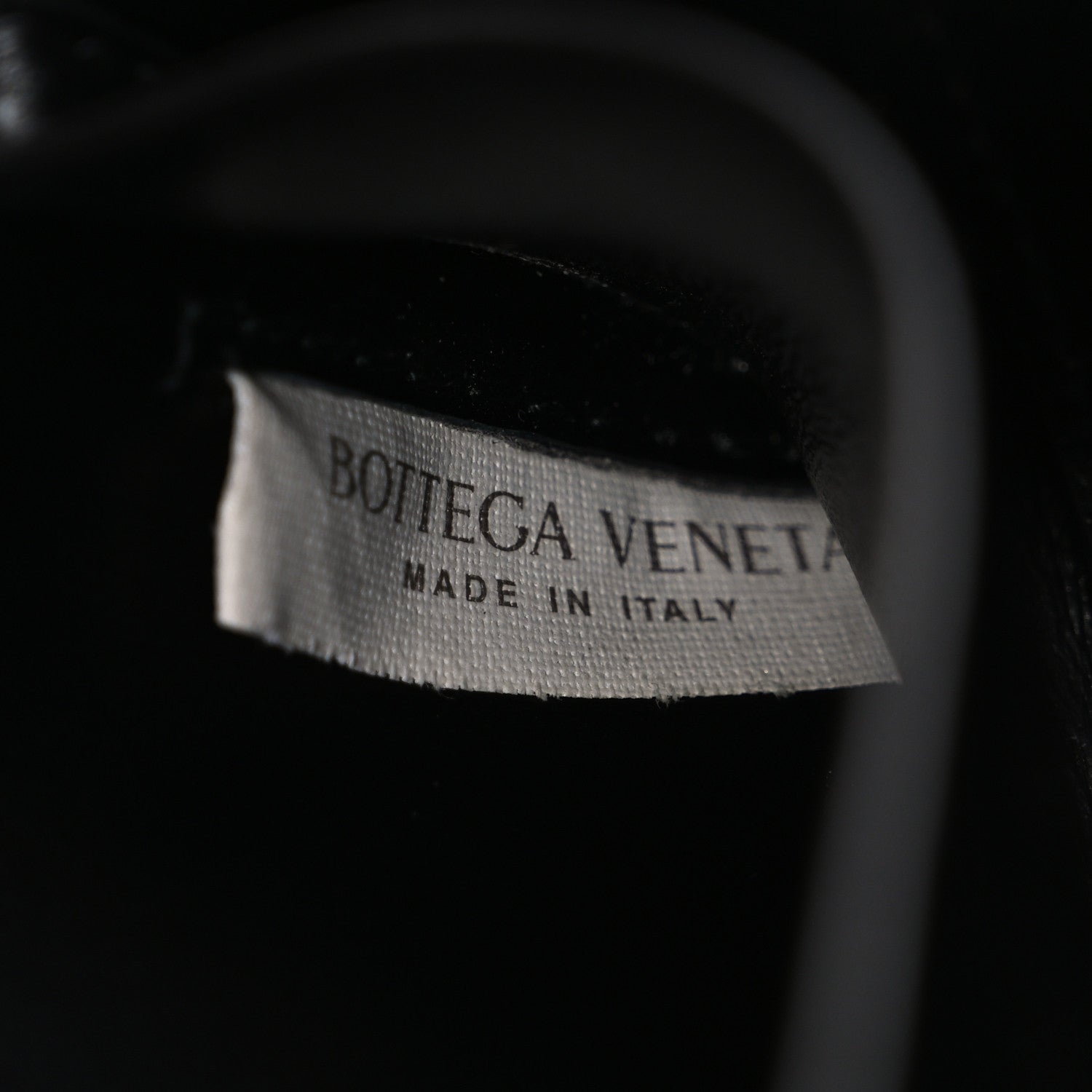 Bottega Veneta Calfskin Intrecciato Bang Bang Vanity Case Black 7 of 11