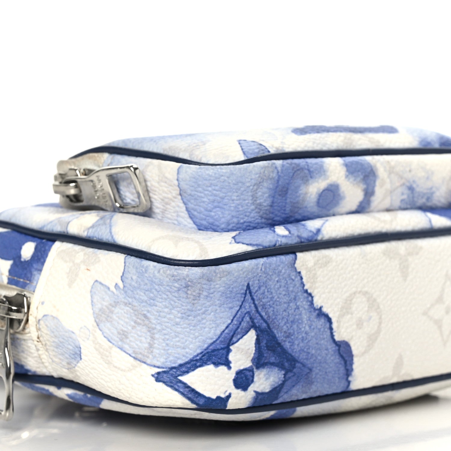Louis Vuitton Monogram Watercolor Outdoor Pouch Blue 7 of 11