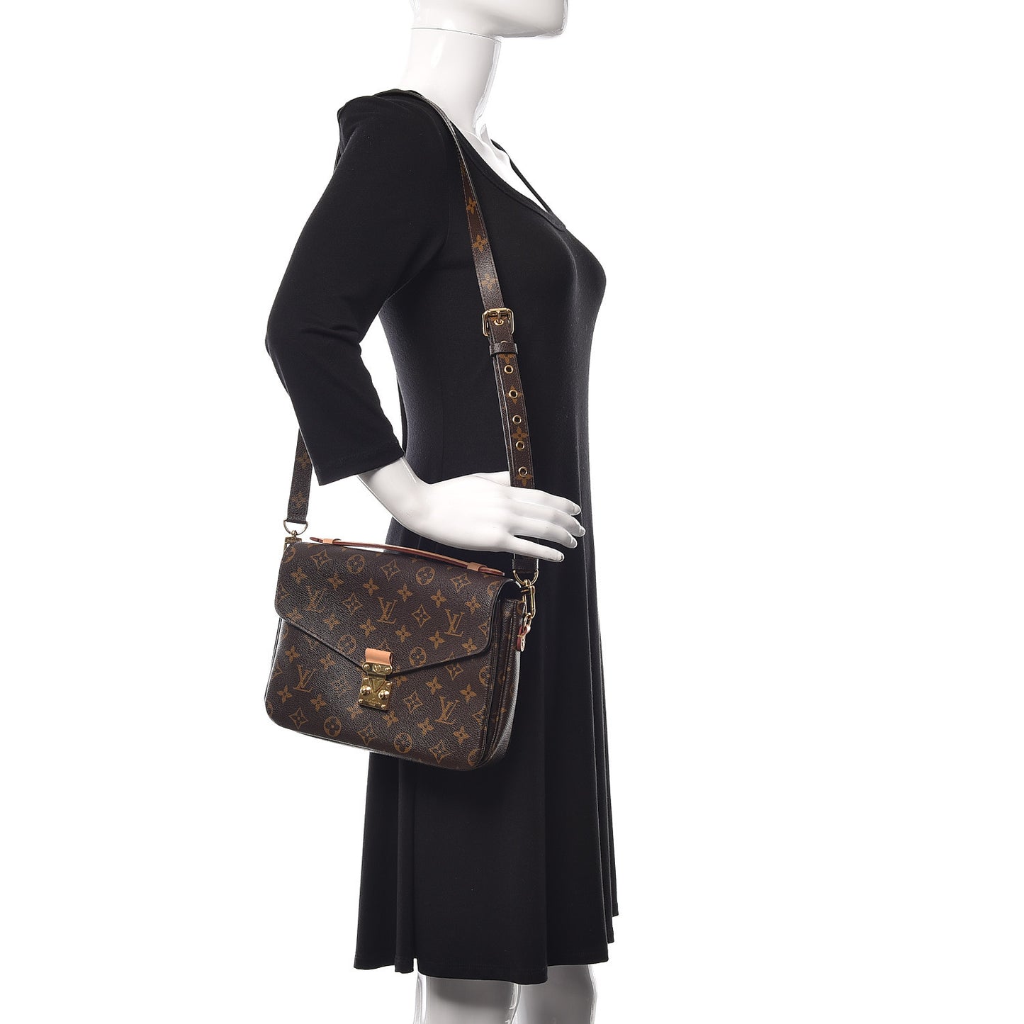 Monogram Pochette Metis