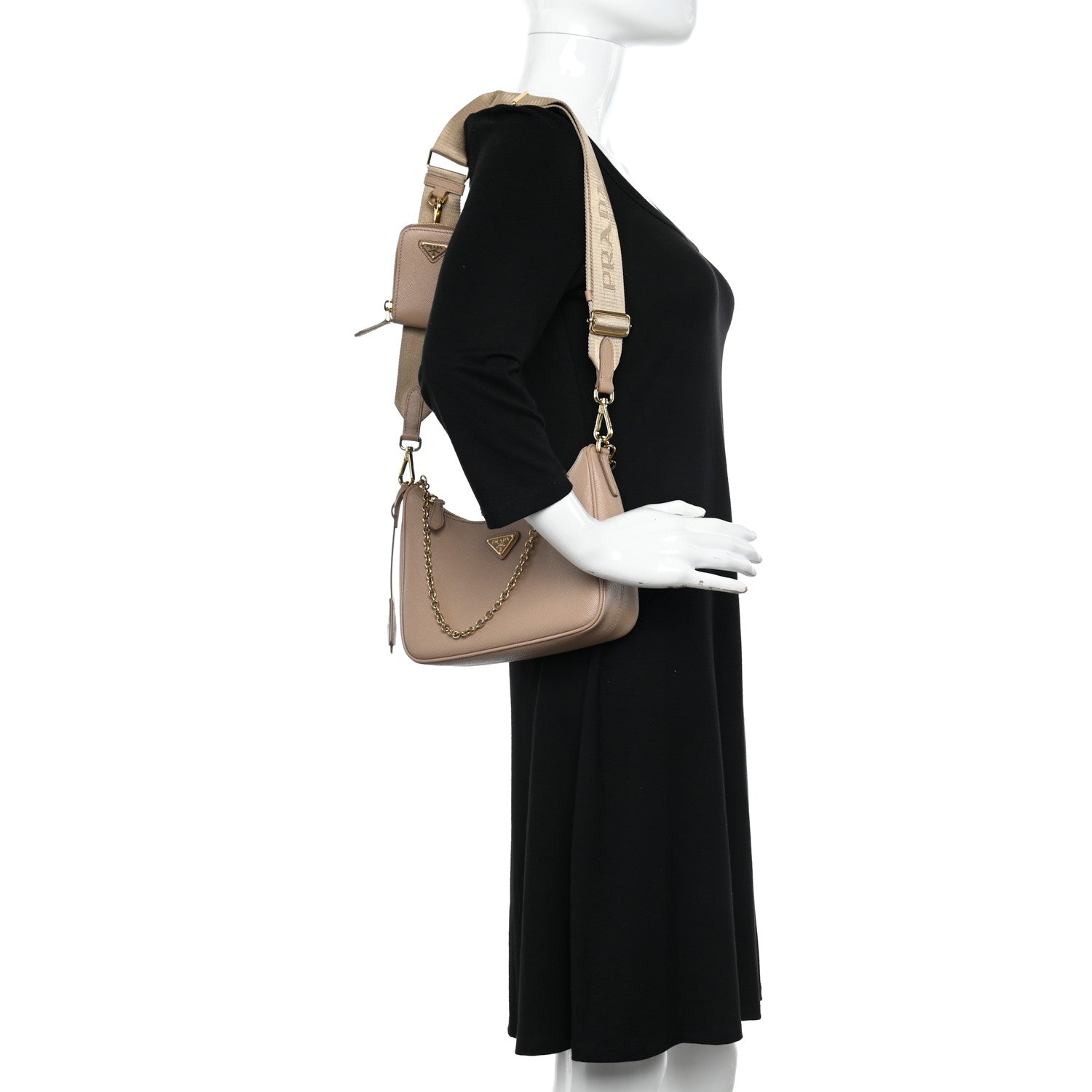 Prada Saffiano Lux Re-Edition 2005 Shoulder Bag Cammeo 2 of 11