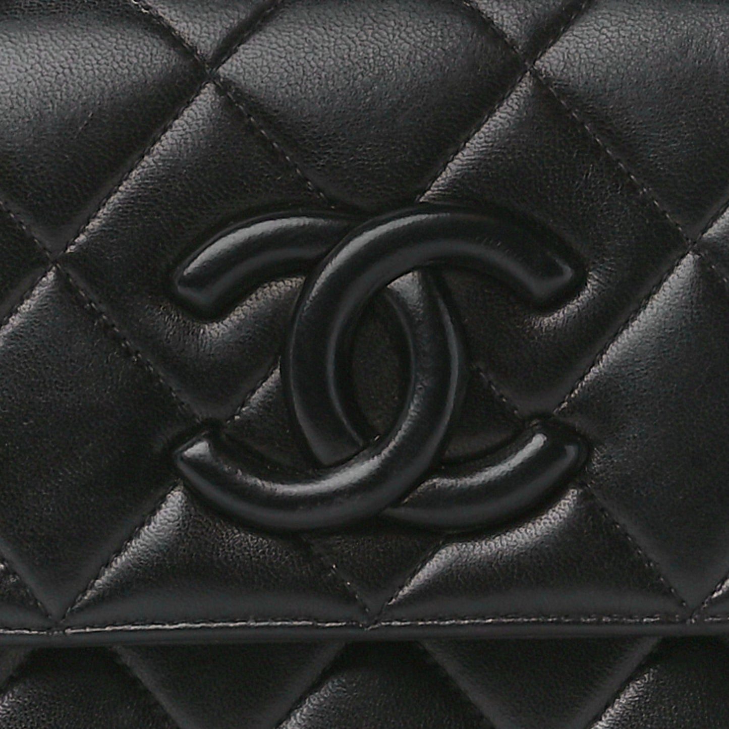 Lambskin Quilted CC Single Flap Shoulder Bag Black