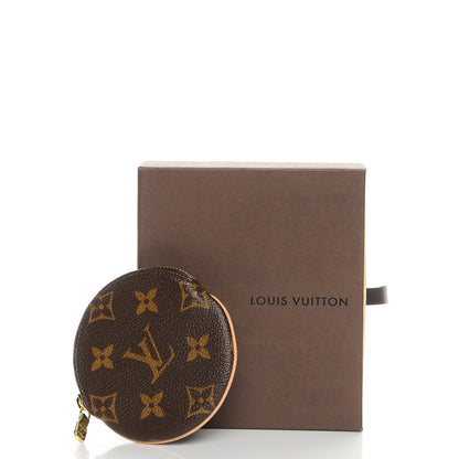 Louis Vuitton Monogram Round Coin Purse 8 of 8