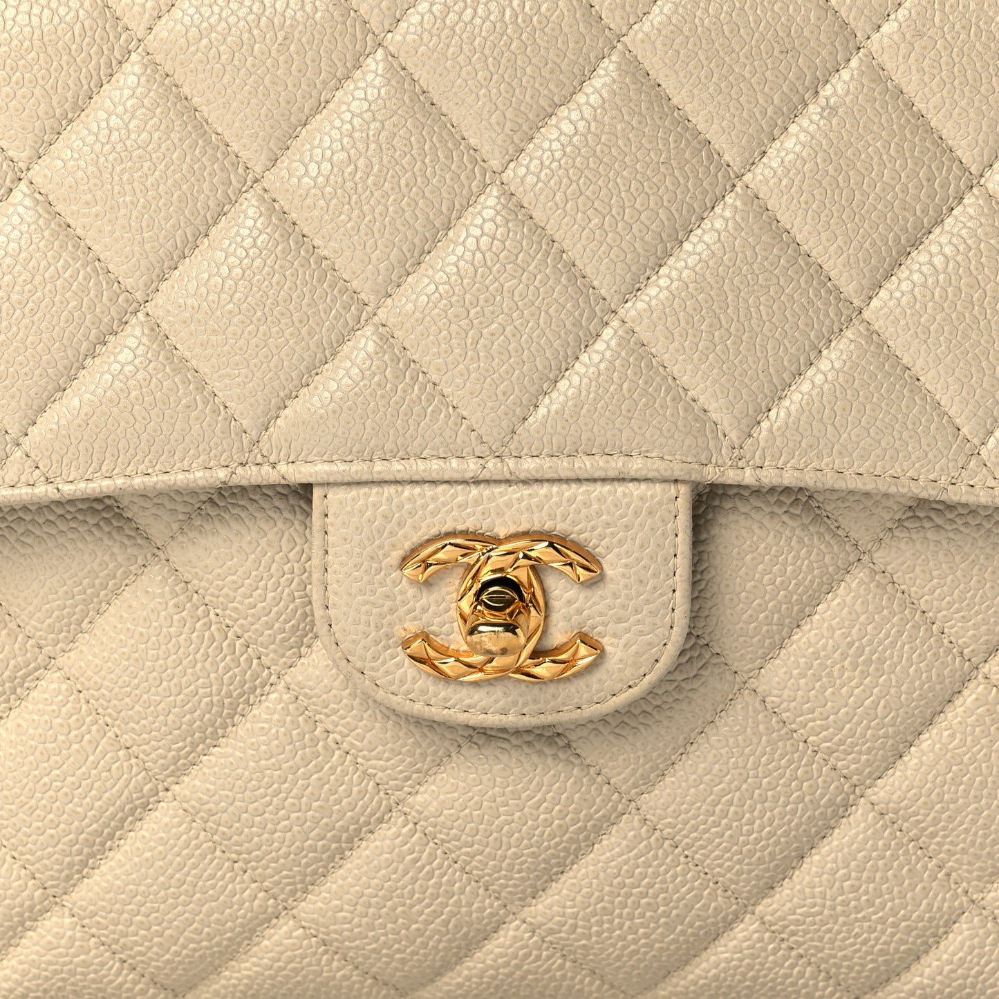 Caviar Quilted Camera Case Beige Clair