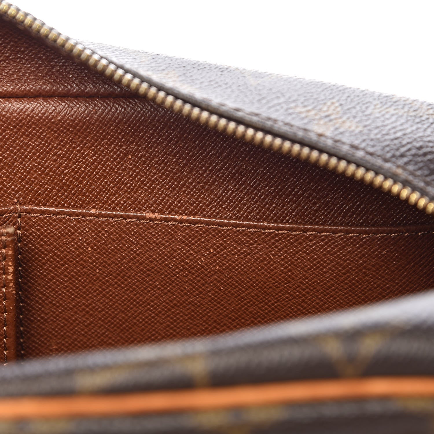 Louis Vuitton Monogram Cite MM 7 of 29