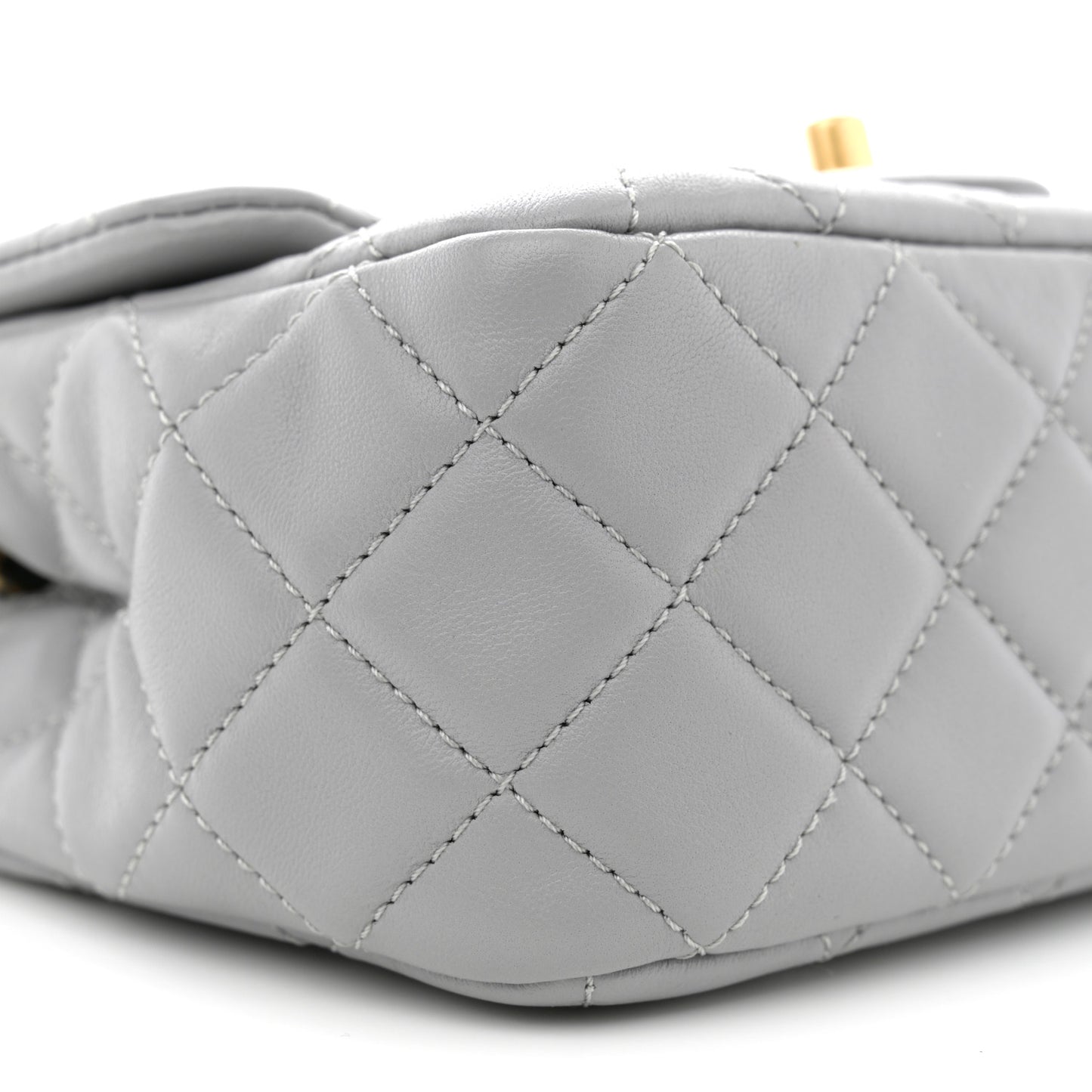 Lambskin Quilted Mini Pearl Crush Flap Light Grey
