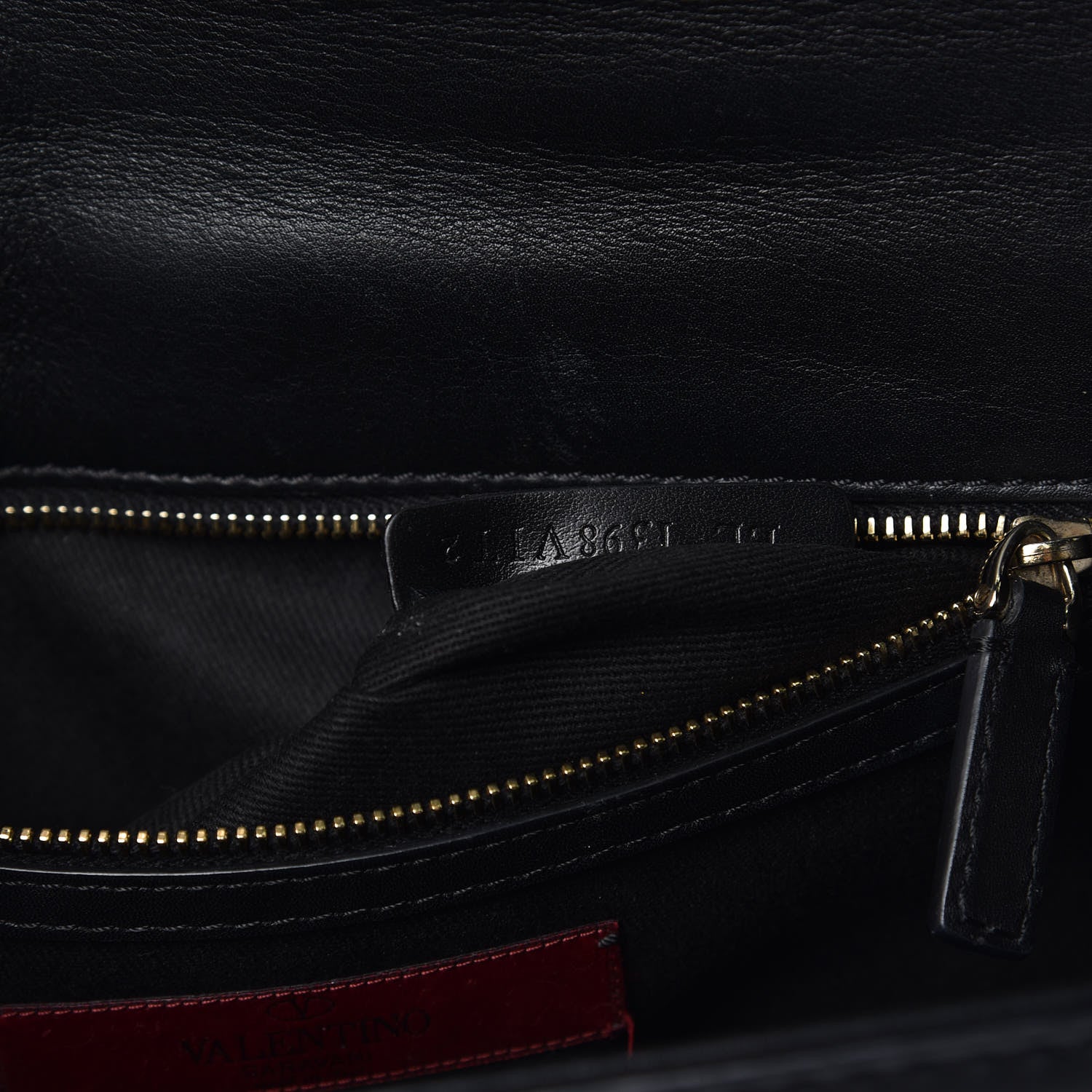Valentino Garavani Vitello Medium Glam Lock Rockstud Flap Black 7 of 11