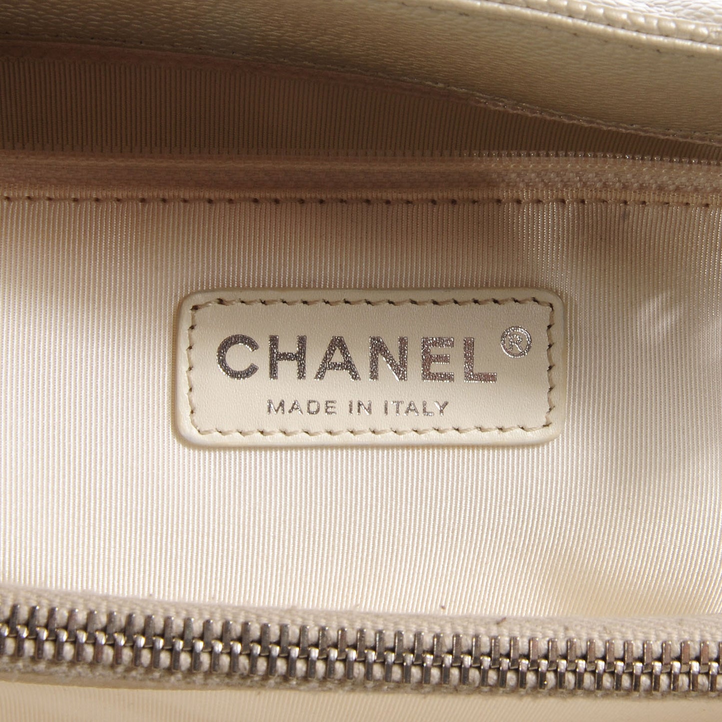 Caviar Quilted Grand Shopping Tote GST Pearl