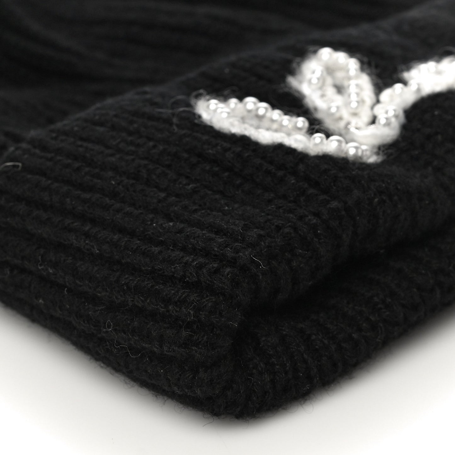 Cashmere Logo Beanie Hat Black White