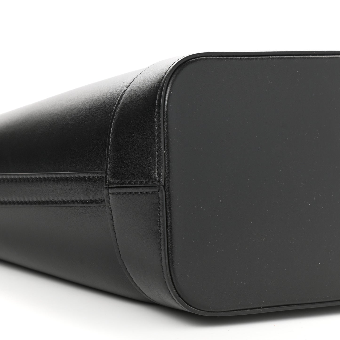 Smooth Calfskin Triomphe Small Bucket Bag Black
