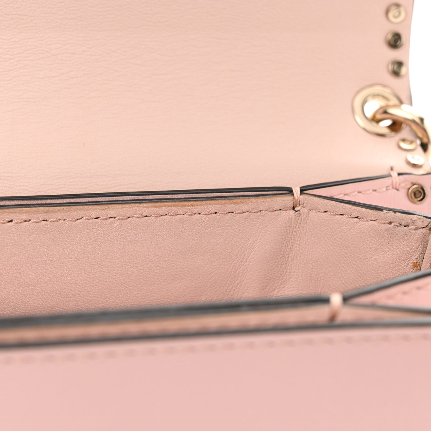 Vitello Rockstud Cabana Shoulder Bag Water Rose