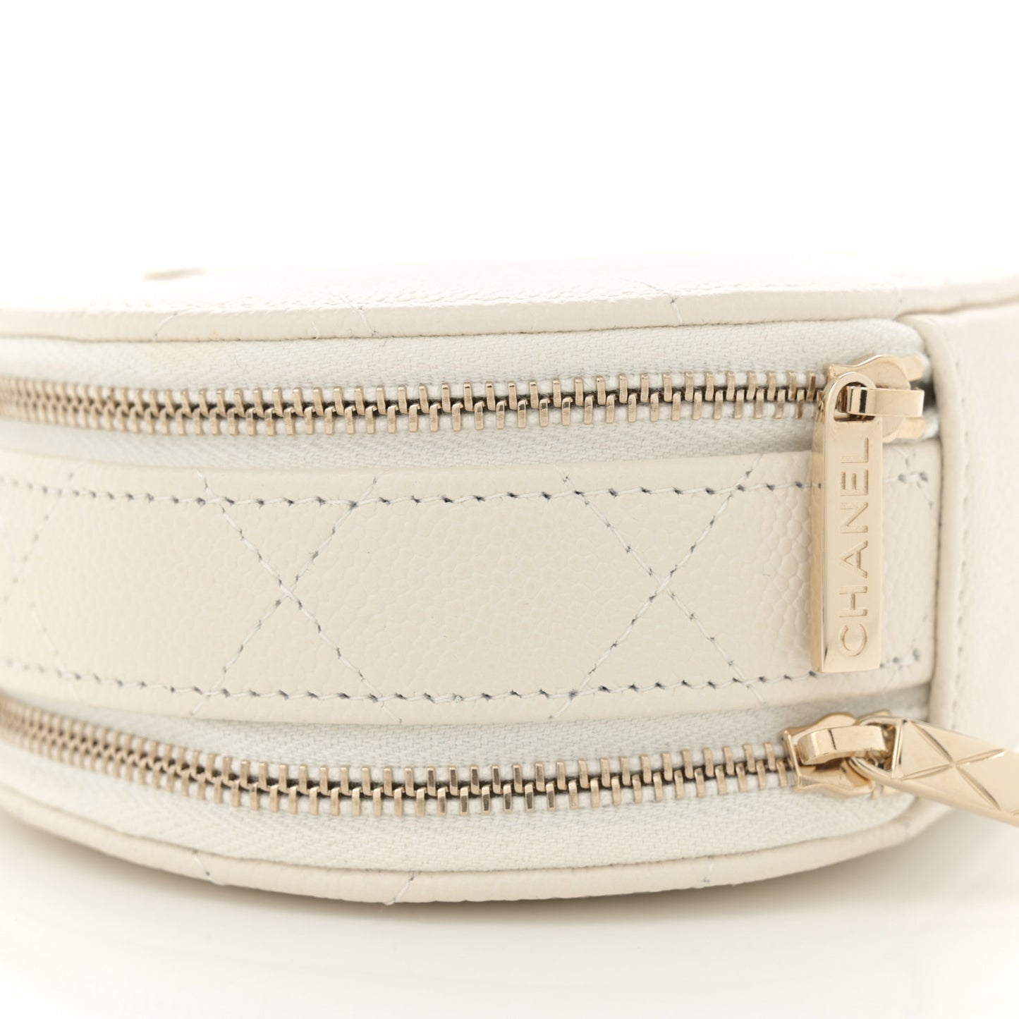 Caviar Quilted Round Handle With Care Vanity With Chain White