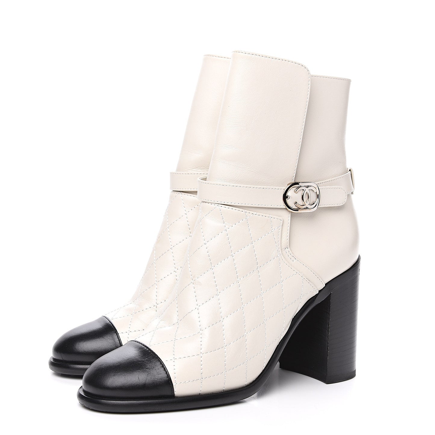 Calfskin Quilted Cap Toe Boots 38 White Black