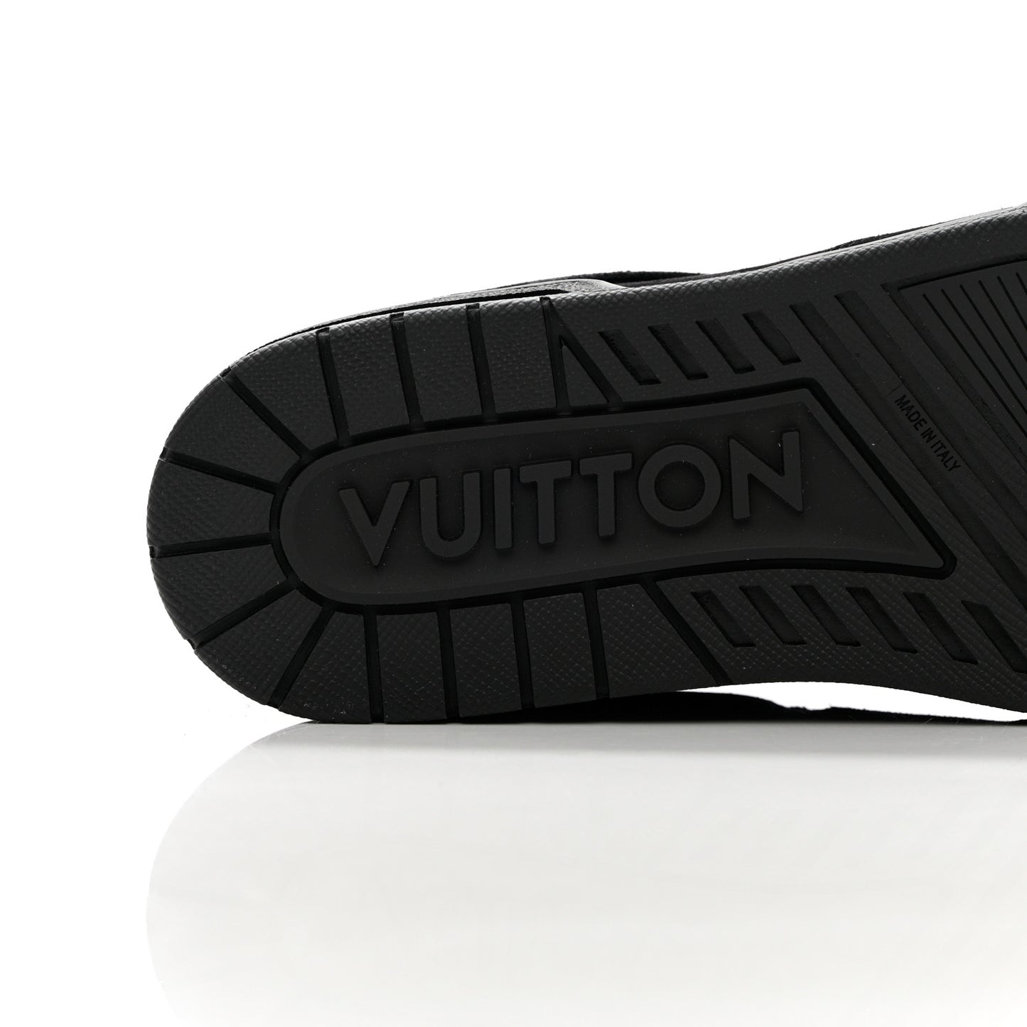 Suede Mens LV Trainer Sneakers 9.5 Black