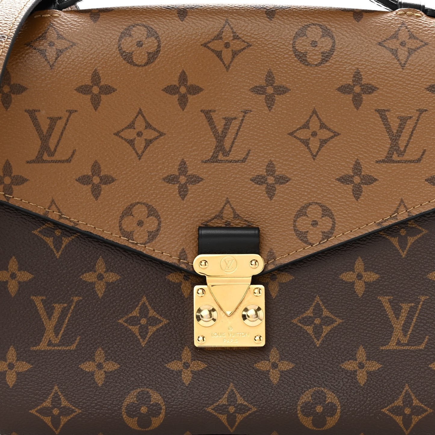 Reverse Monogram Pochette Metis