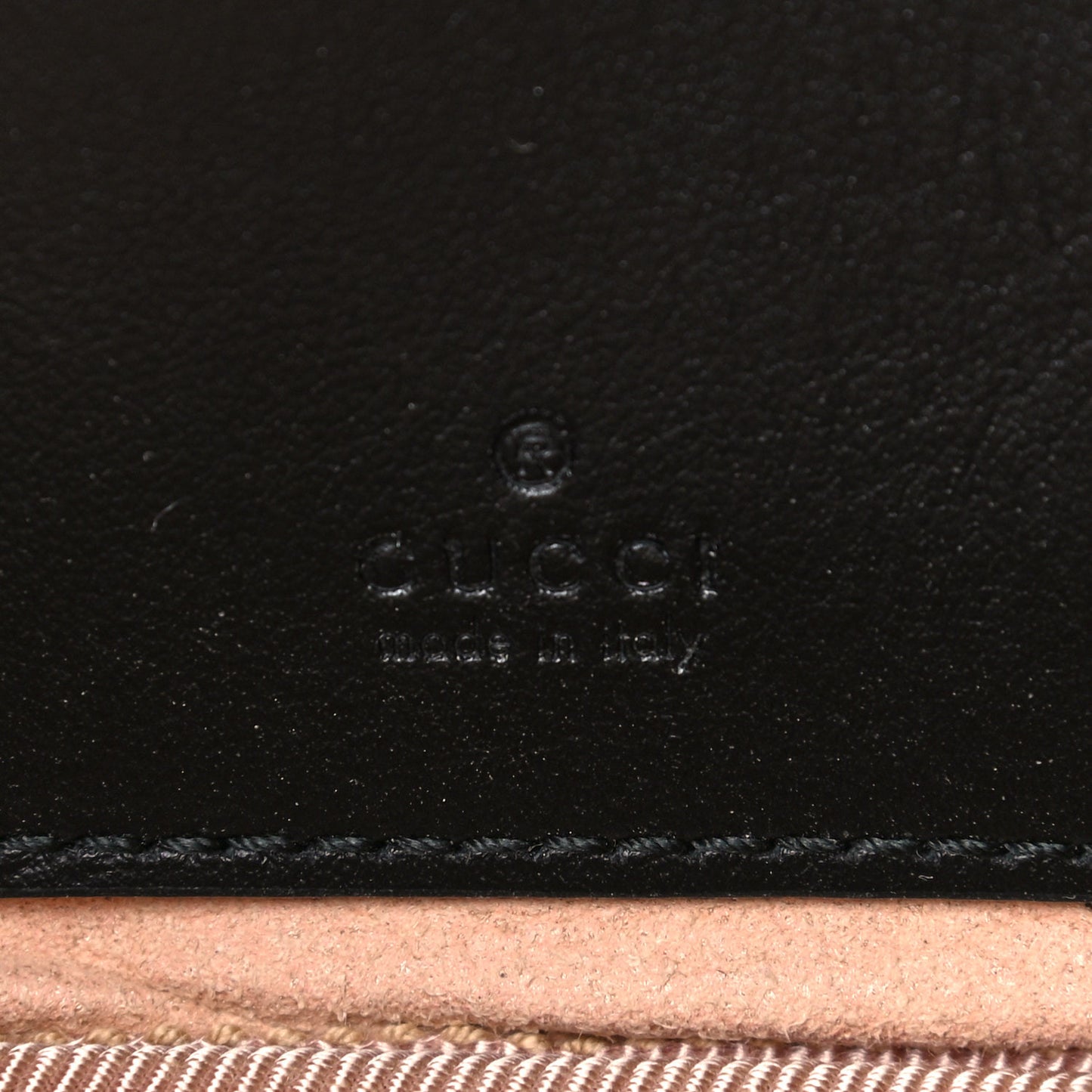 Calfskin Matelasse Mini GG Marmont Chain Crossbody Bag Black