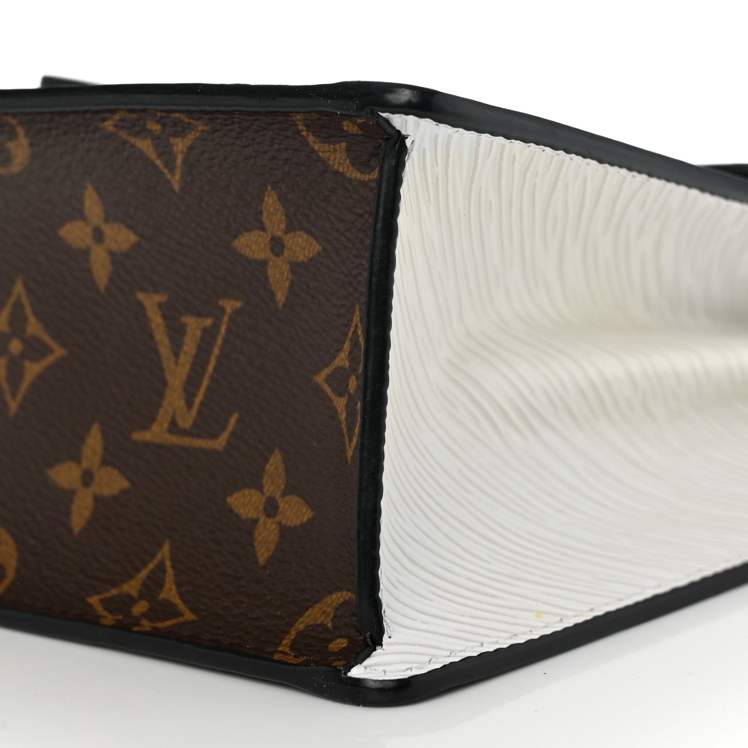 Louis Vuitton Vernis Epi Monogram Spring Street Black 9 of 10