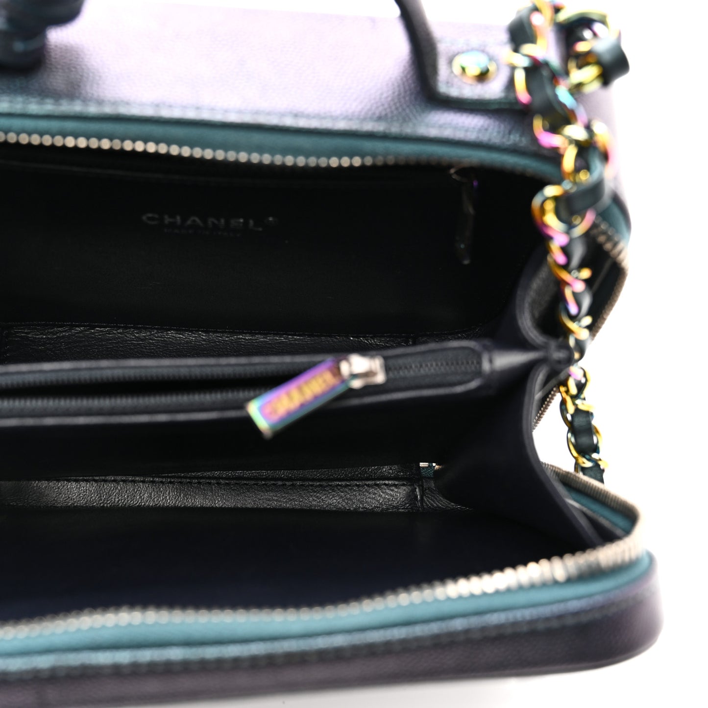 Iridescent Caviar Quilted Medium CC Filigree Vanity Case Dark Turquoise