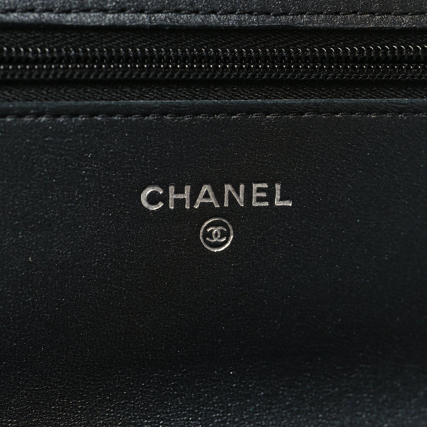 Lambskin Quilted Wallet On Chain WOC So Black