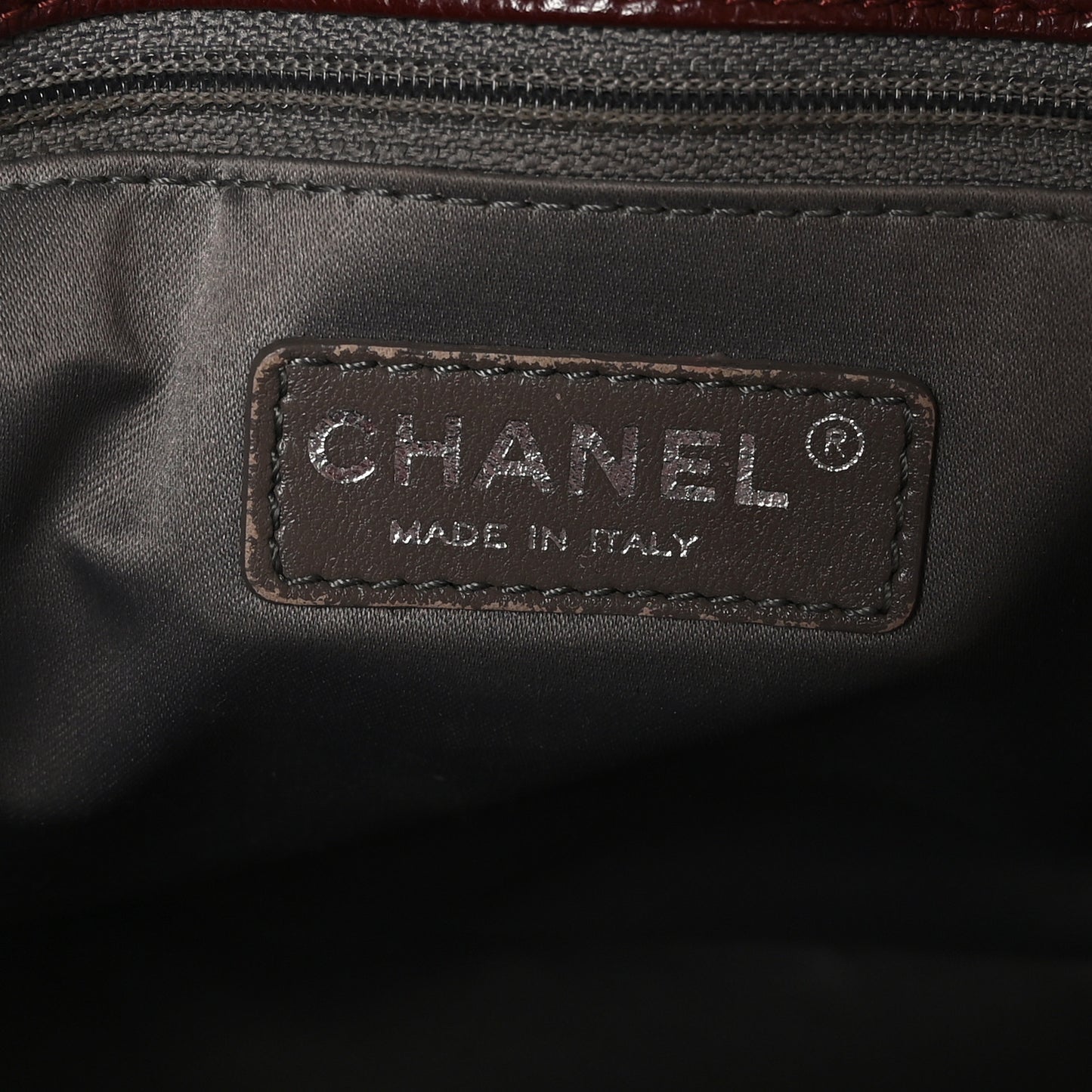 Caviar Quilted Petit Shopping Tote PST Burgundy