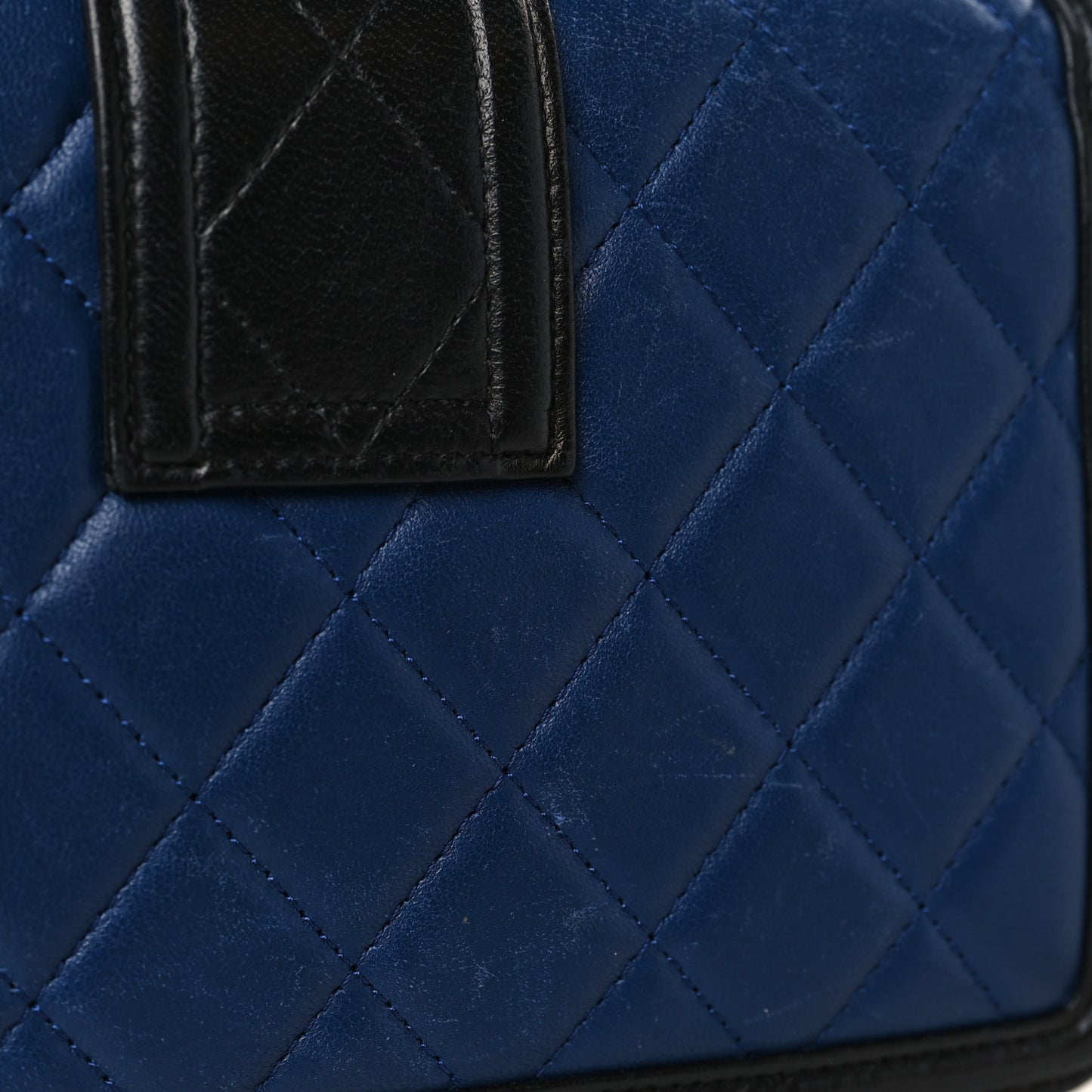 Lambskin Quilted Elegant CC Wallet On Chain WOC Blue Black