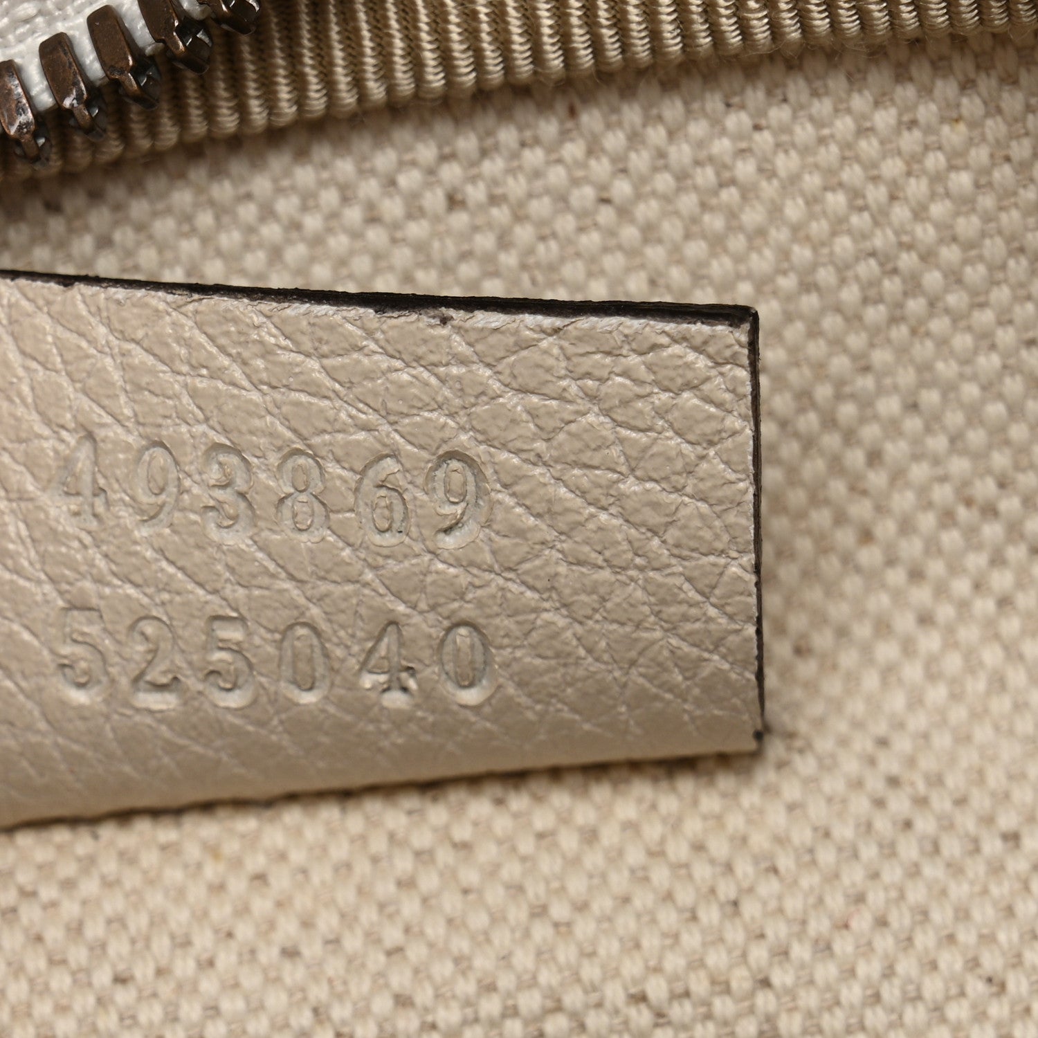 Gucci Grained Calfskin Logo Belt Bag White 7 of 10
