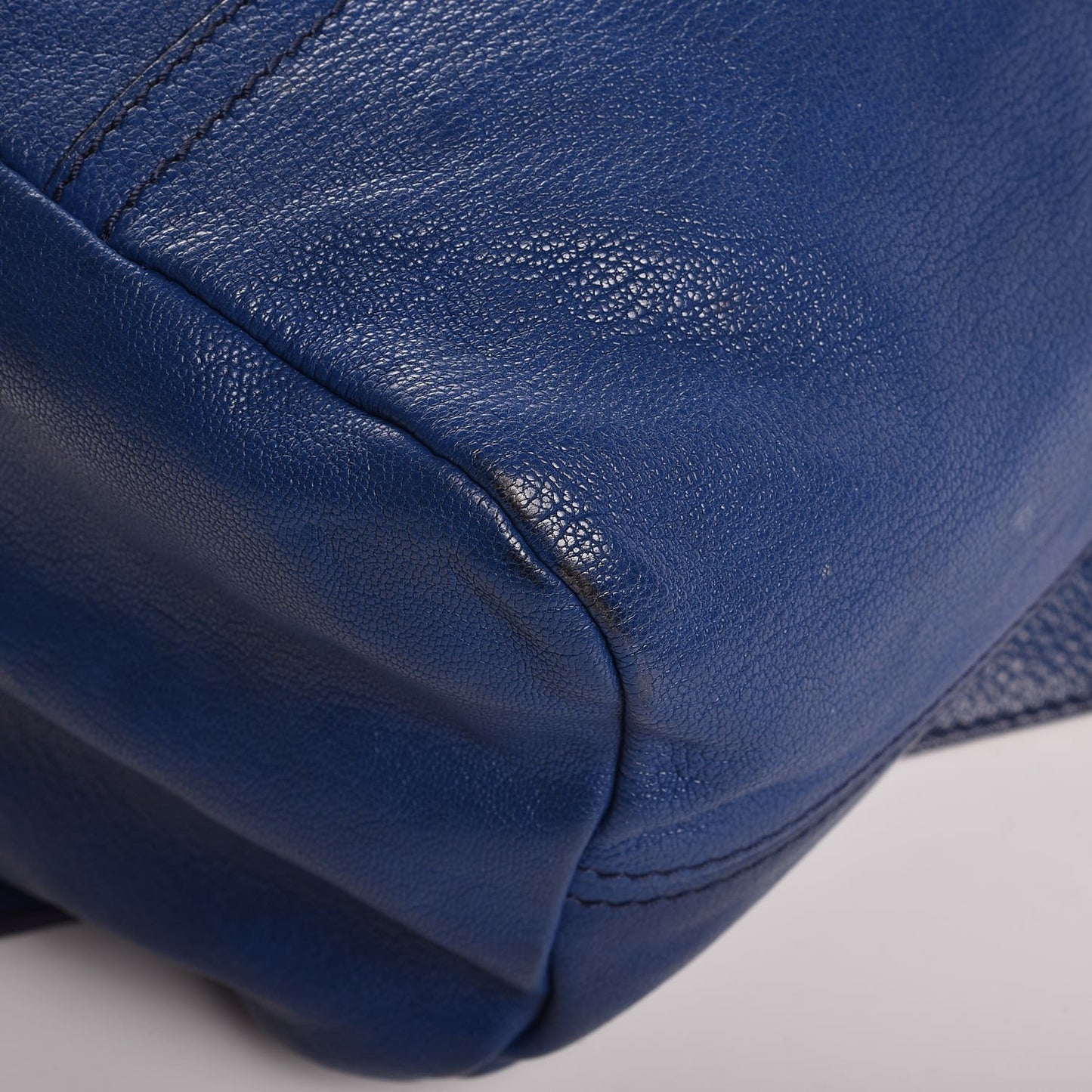 Sugar Goatskin Medium Pandora Deep Blue