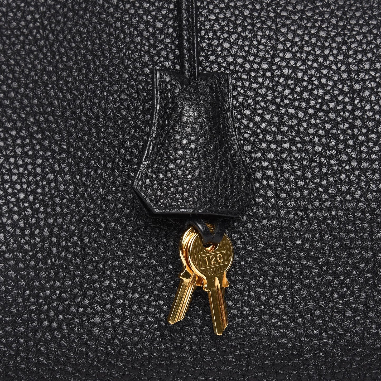Togo Kelly Retourne 35 Black