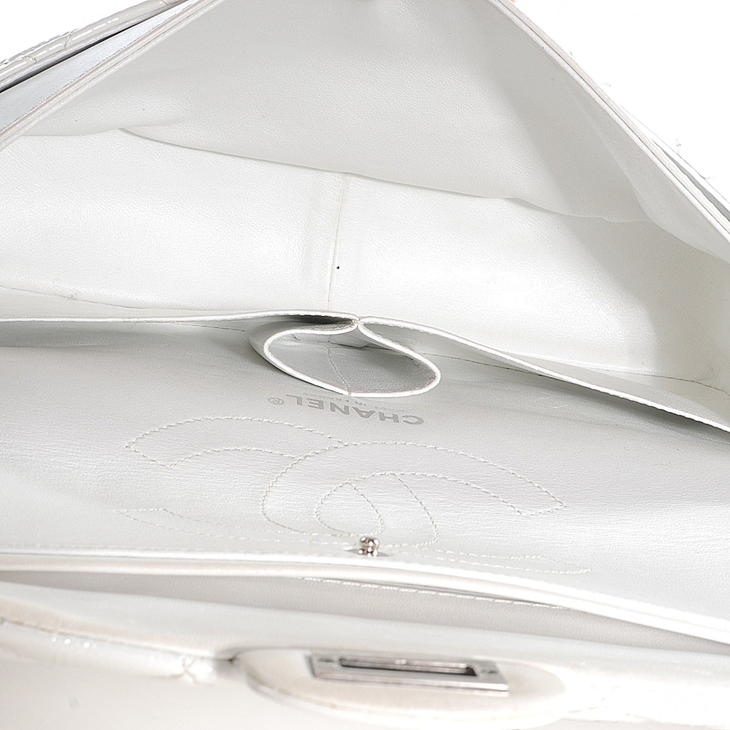 Chanel Patent 2.55 Reissue 226 Flap White 3 of 7