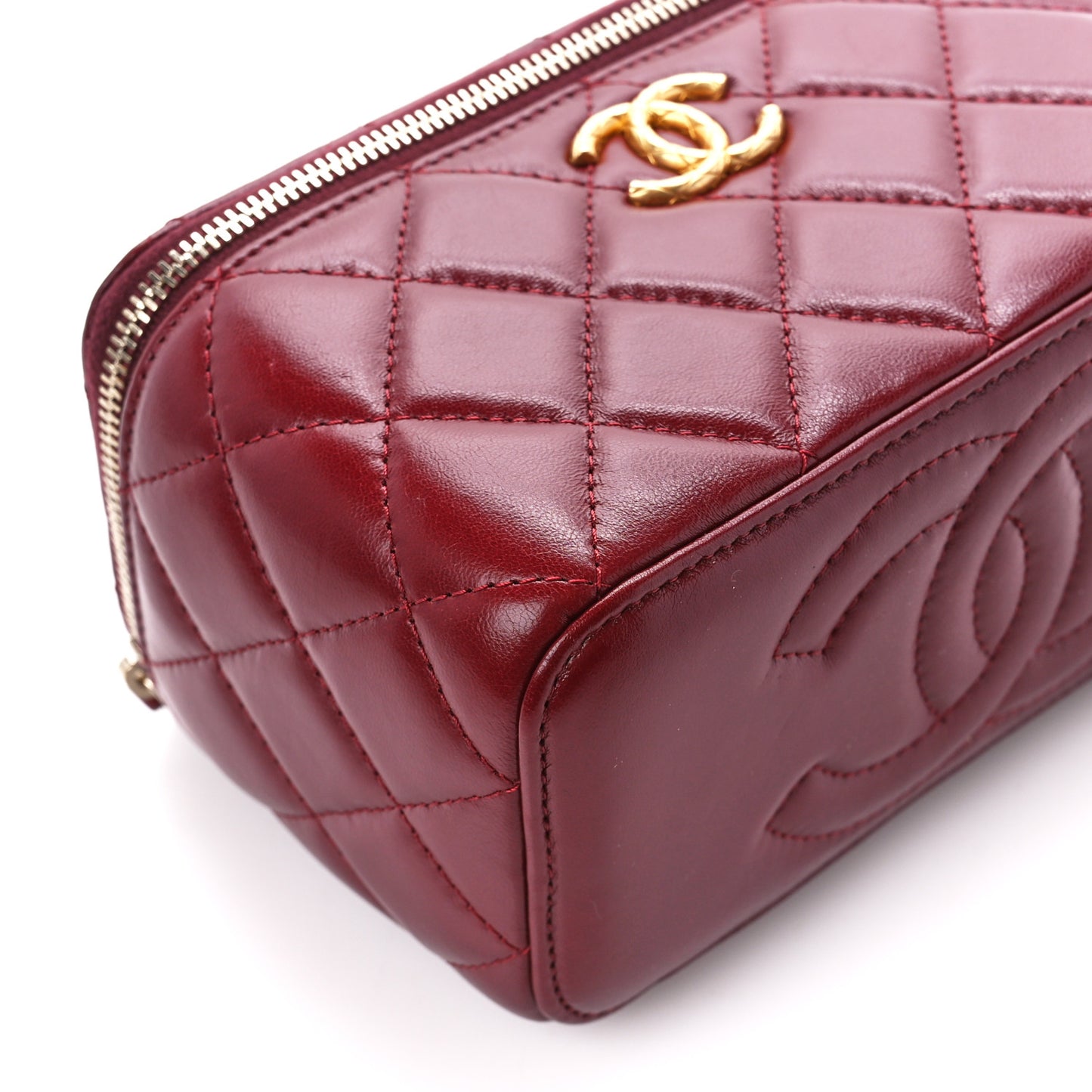 Lambskin Quilted Small Pillow Crush Vanity Case With Chain Dark Red