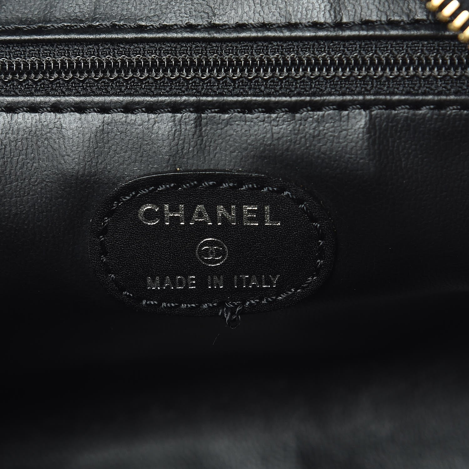 Chanel Grained Calfskin Toiletry Case Black 6 of 9