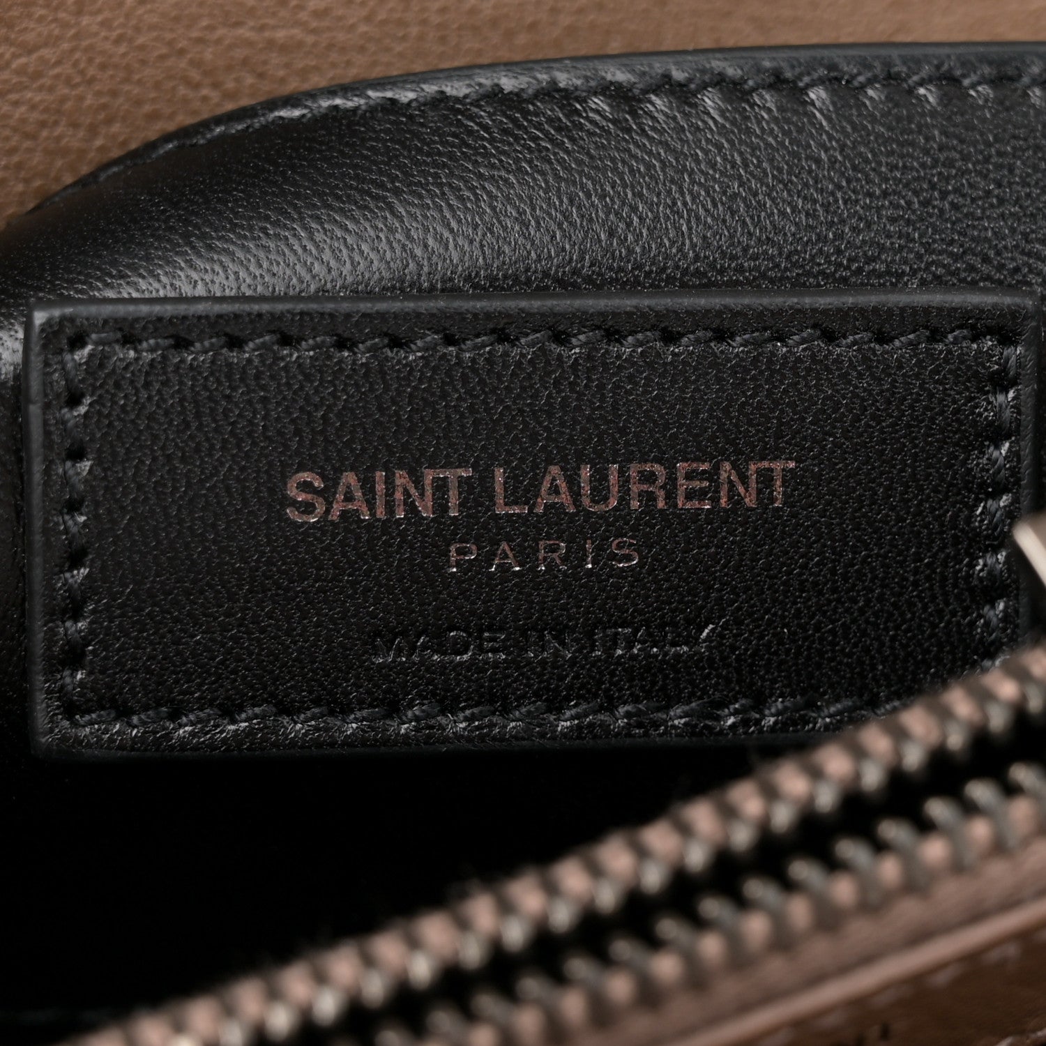 Saint Laurent Sheepskin Matelasse Chevron Monogram Medium College Bag Fard 6 of 10