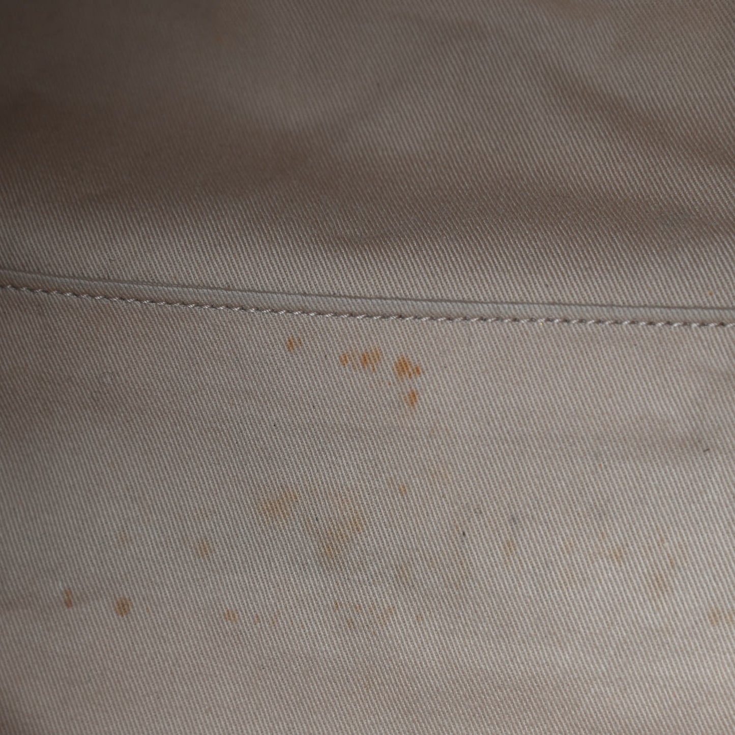 Sugar Goatskin Medium Antigona Sand