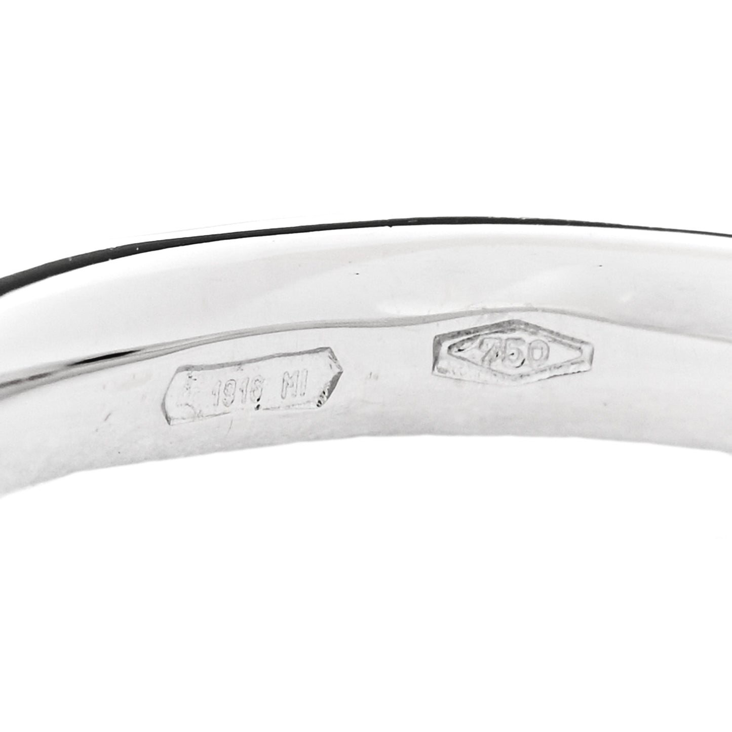 18K White Gold Diamond Lucciola Ring 52 6