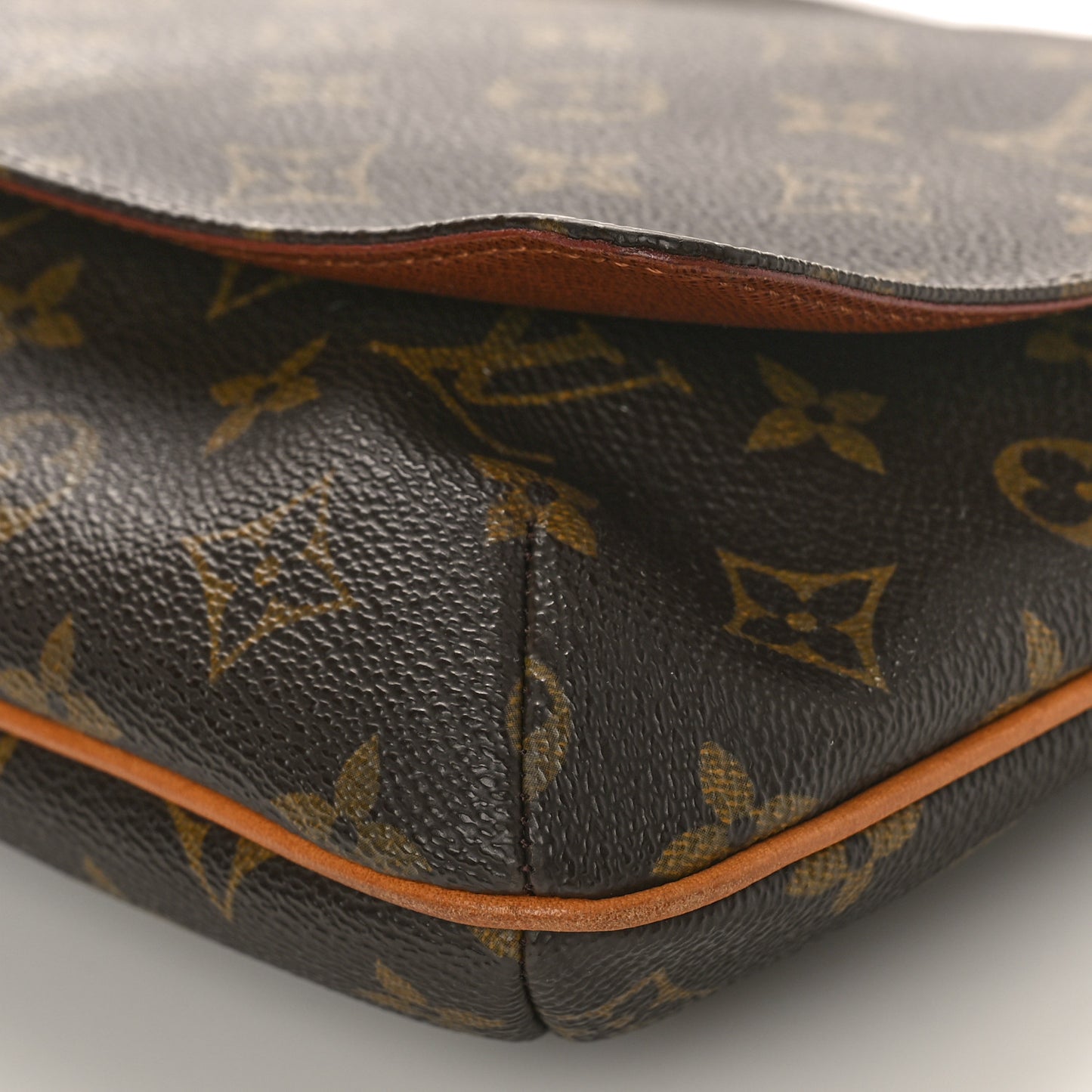 Monogram Musette Tango