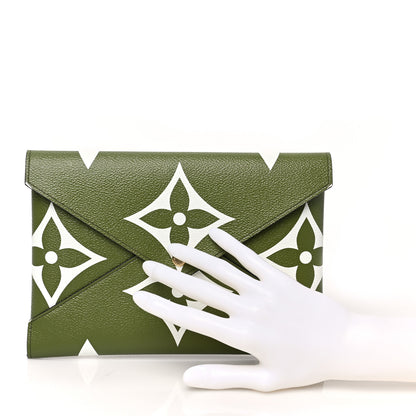 Louis Vuitton Monogram Giant Large Kirigami Pochette Kaki 2 of 6