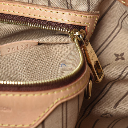 Louis Vuitton Monogram Delightful MM 9 of 20