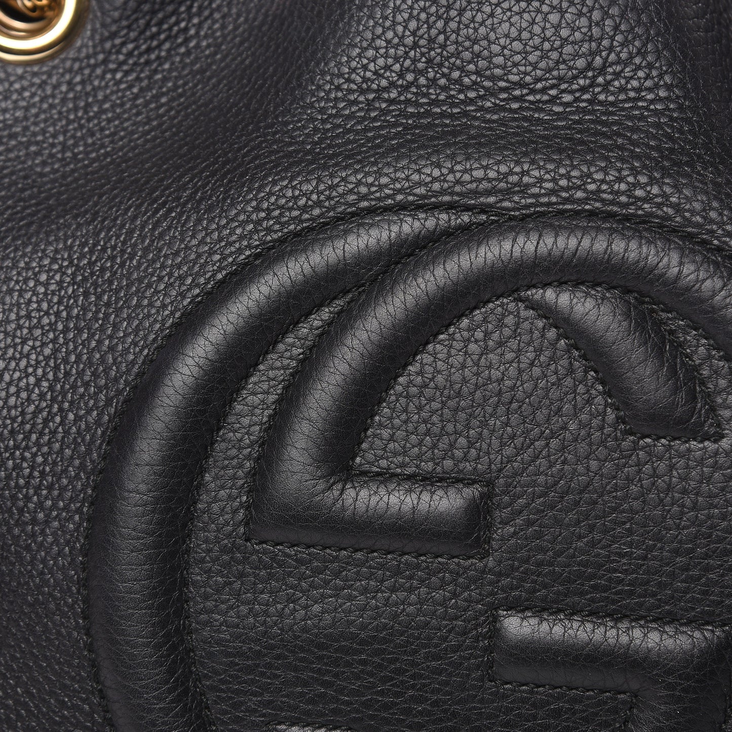 Pebbled Calfskin Medium Soho Chain Shoulder Bag Black
