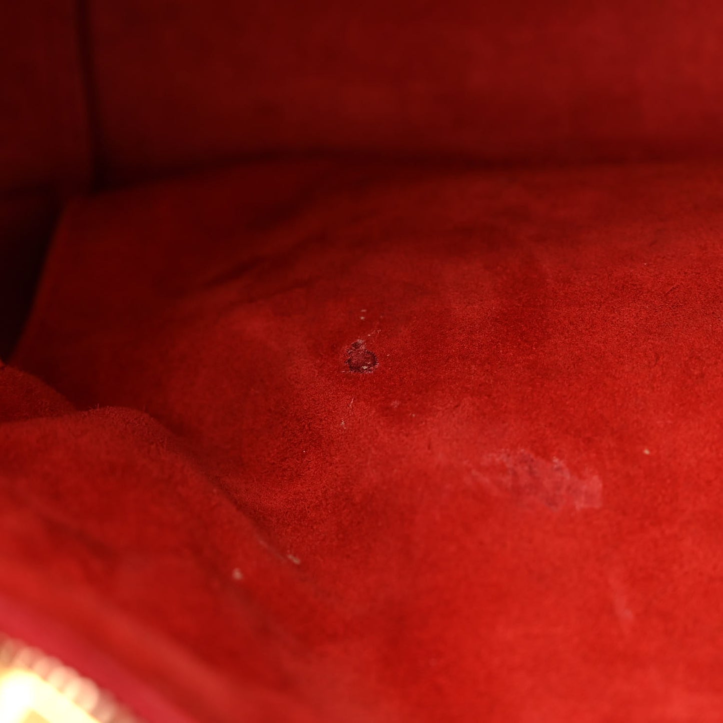 Calfskin Small Sac De Jour Lipstick Red