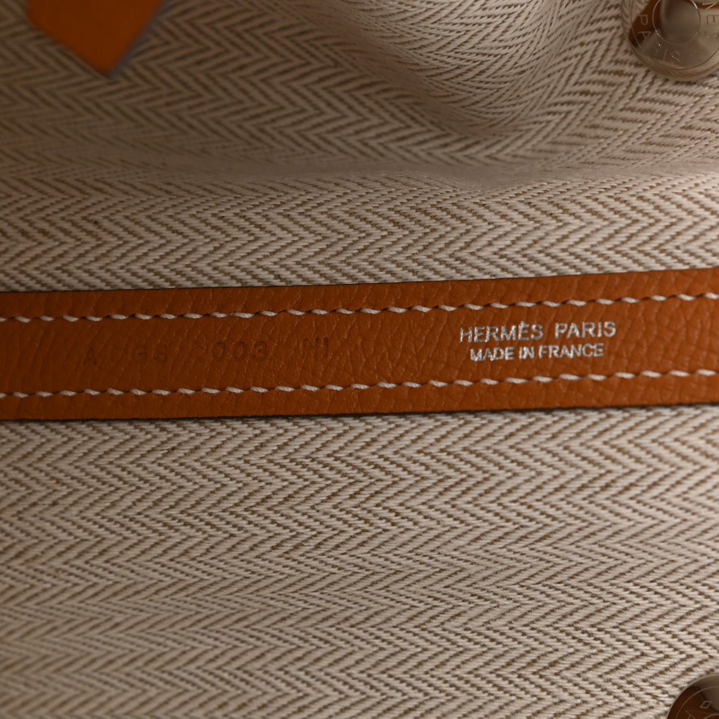 Epsom Garden Party 36 MM Toffee