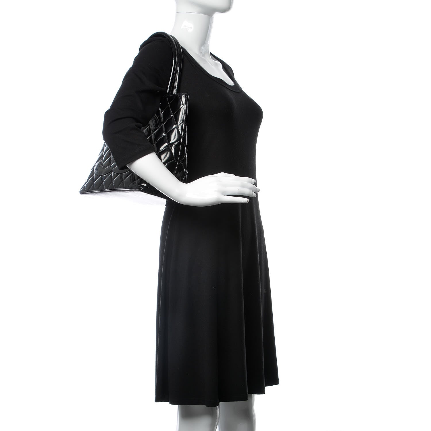 Chanel Patent Medallion Tote Black 2 of 11