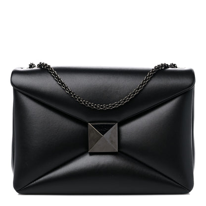 Valentino Garavani Nappa Tonal One Stud Chain Shoulder Bag Black 1 of 9