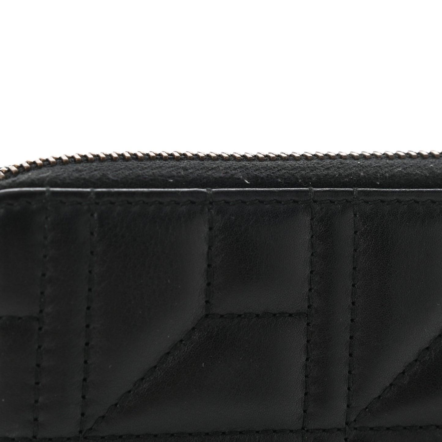 Calfskin Matelasse Pearly GG Marmont Zip Around Wallet Black