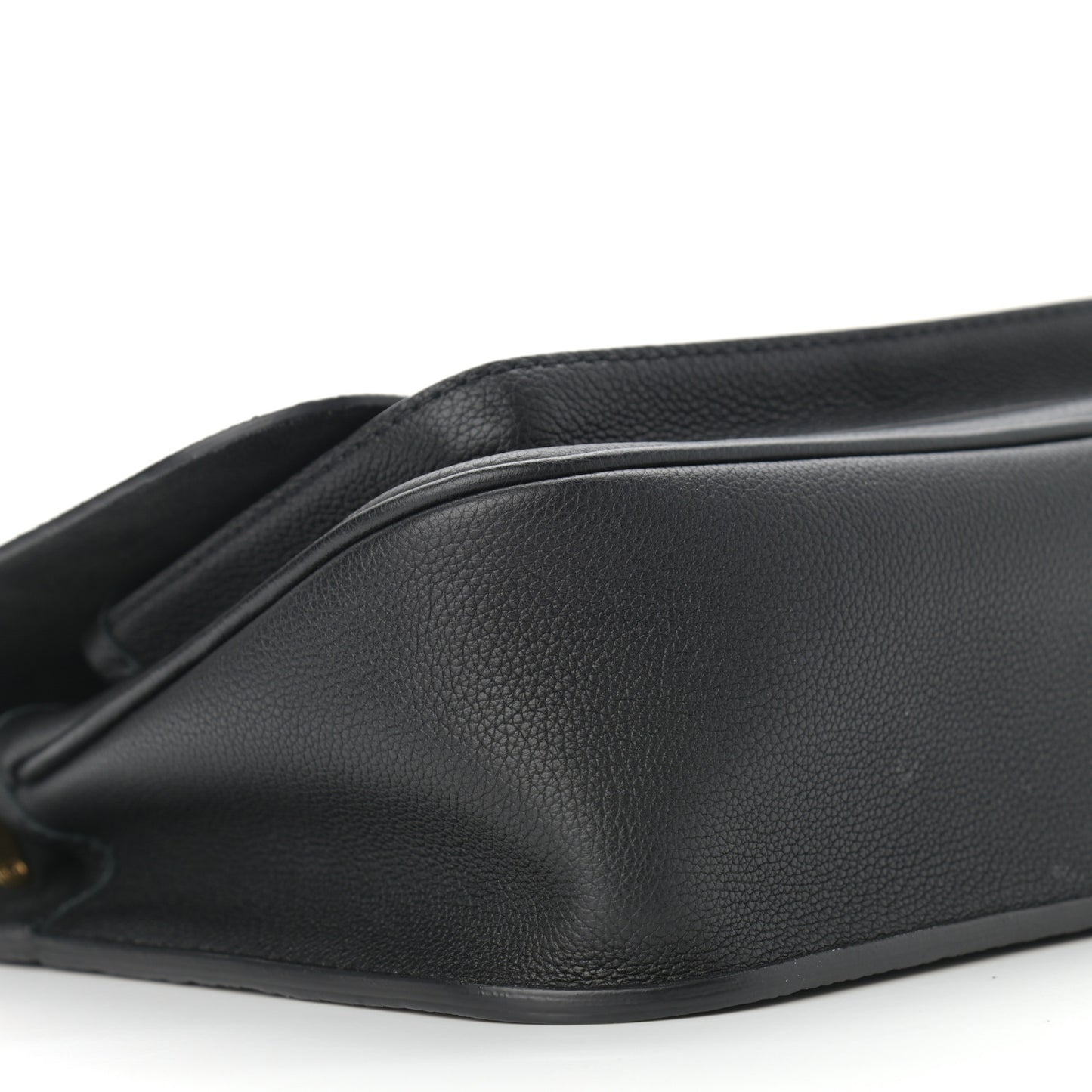 Grained Calfskin Lockme Chain Bag Black