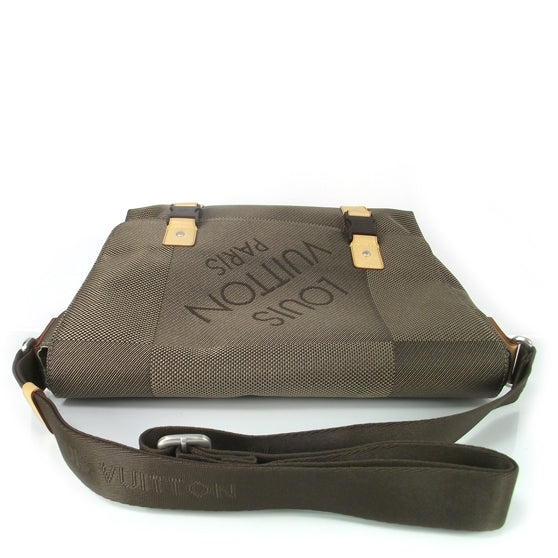 Louis Vuitton Damier Geant Loup Messenger Bag Earth 4 of 9