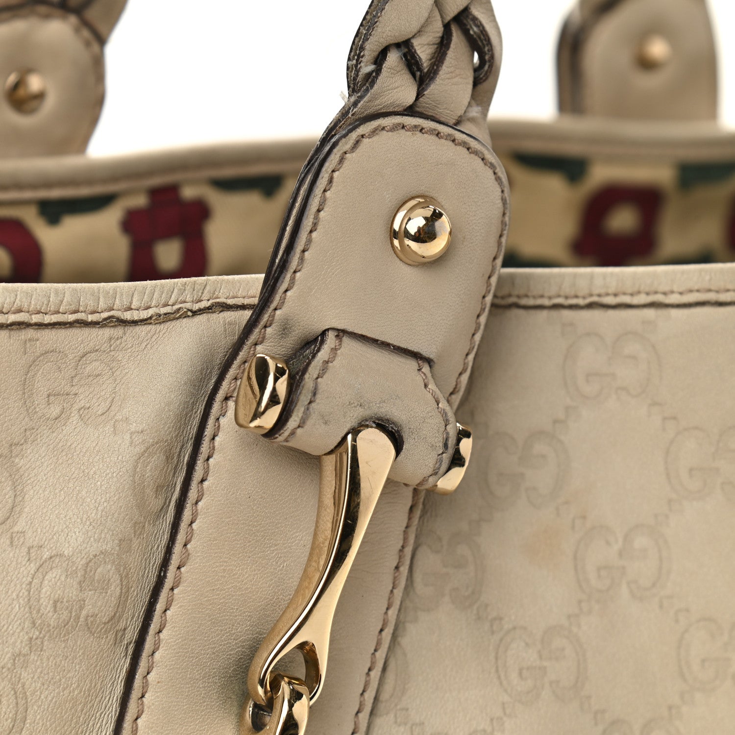Gucci Guccissima Small Pelham Shoulder Bag Off White 16 of 17