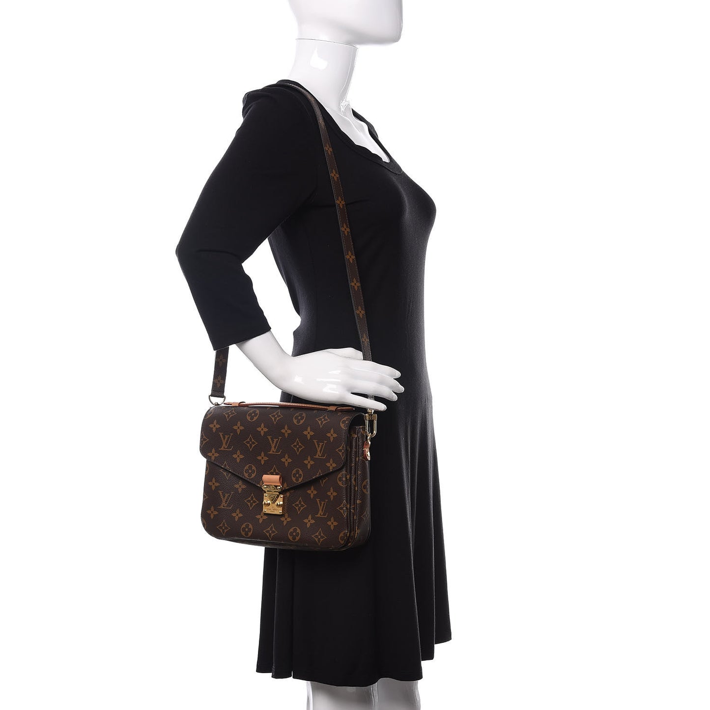 Monogram Pochette Metis